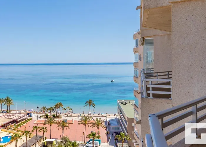 Apolo Xvii 31 - Grupo Turis * كاليبي